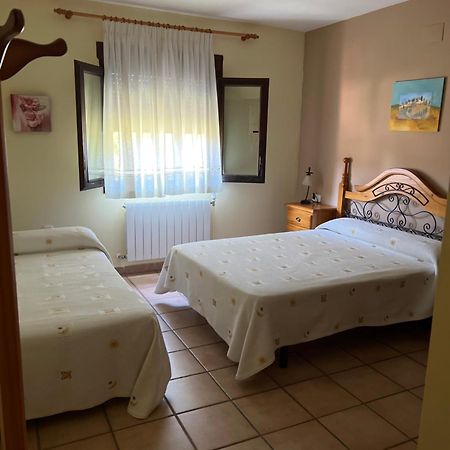 Apartamentos Los Parrales Villalba de la Sierra Exterior foto