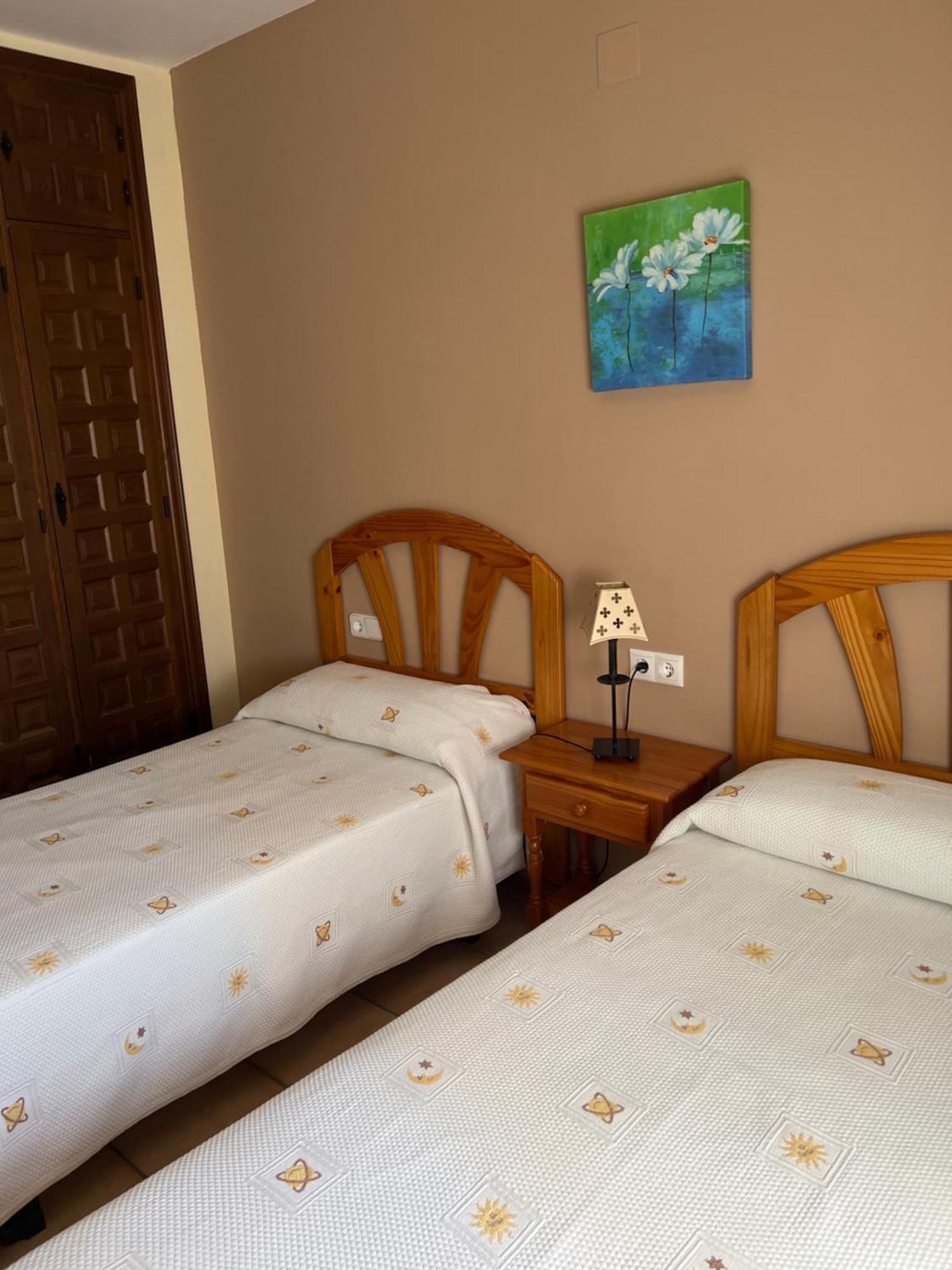 Apartamentos Los Parrales Villalba de la Sierra Exterior foto